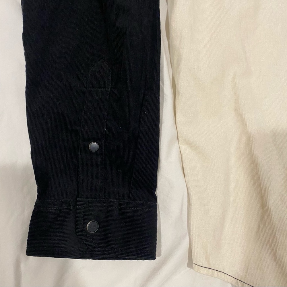 Urban Outfitters Long Sleeve Button Shirt - Picture 8 of 9
